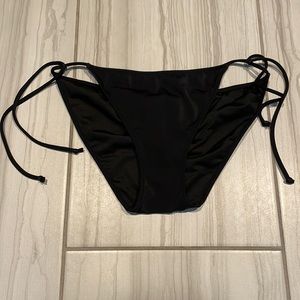 Victoria’s Secret tie side bikini bottoms